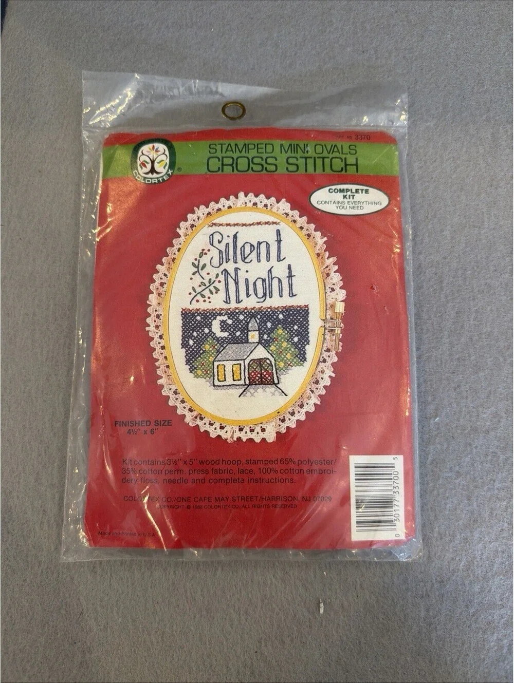 Vtg 1988 Colortex Stamped Mini Oval Cross Stitch Christmas Theme Set Of 2 New
